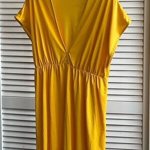 Elegant Yellow V-Neck Dress